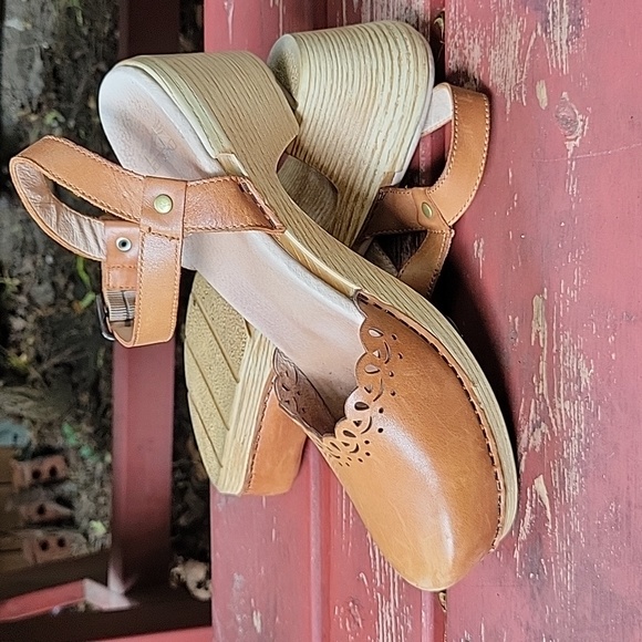 Dansko Marta Clogs Size 41 - Picture 1 of 6